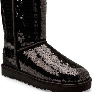 Sequin Ugg boots 🖤✨✨